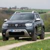 Diese Landpartie kann sich fast jeder leisten: Mit einem Einstiegspreis von 11490 Euro ist der Dacia Duster Deutschlands günstigstes SUV.