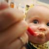 Vorsicht bei Babybrei mit Hirse von Holle baby food. Die Firma ruft die Produkte vorsorglich zurück.
