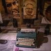 Eine Schreibmaschine erinnert an ermordete  Journalisten. 