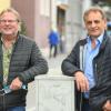 Erklären, warum sie streiken: Claus Koch (links) arbeitet bei der Stadt Augsburg und Karl Schneeweis ist seit 32 Jahren Bus- und Straßenbahnfahrer.