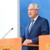 Bayerns Innenminister Joachim Herrmann (CSU) spricht bei einer Pressekonferenz.