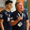 Die Handballer des TSV Niederraunau (hier Trainer Udo Mesch und Melvin Ugur) starteten mit einer Niederlage ins Jahr 2022. 		