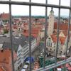 Der Pfeifturm ragt aus dem Ingolstädter Stadtbild heraus.