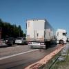 Bei einem Unfall auf der A8 gab es am Samstagvormittag mehrere Verletzte. Die Autobahn musste gesperrt werden. Es bildeten sich lange Staus.