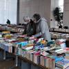 Eine große Auswahl gab's beim Bücherbasar des Nogentvereins im Großen Sitzungssaal des Gersthofer Rathauses.