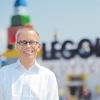Seit Mai hat der 42-jährige Jörg Hanel die Leitung des achtköpfigen Marketing-Teams von Legoland Deutschland in Günzburg übernommen.  