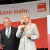Sie will, er vielleicht auch: Hilde Mattheis und Karl-Heinz-Brunner bei einem gemeinsamen Wahlkampfauftritt im September 2017 auf dem Neu-Ulmer Petrusplatz. 	