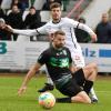 Steffen Krautschneider (weißes Trikots) war in Garching zweifacher Torschütze für den TSV Landsberg. 