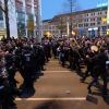 Der Volksverpetzer-Chef Laschyk beobachtet: Die Corona-Proteste - wie hier in Leipzig - werden immer gewalttätiger - die Leugner immer unzugänglicher.