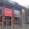Noch immer geschlossen hat das Königsbrunner Kino. Auch in Meitingen heißt es erst ab 2. Juli wieder "Film ab".