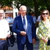 Innenminister Joachim Herrmann (Mitte) mit Landrat Thorsten Freudenberger und der Landtagsabgeordneten Beate Merk (alle CSU) bei der Ankunft zum Blaulichtempfang in Illertissen. 