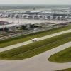 Auf zwei Startbahnen heben am Münchner Flughafen derzeit die Maschinen ab. Der Bau einer dritten Bahn liegt seit Jahren auf Eis. 