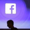 Facebook steht unter Druck: Die Big-Data-Firma "Cambridge Analytica" war illegal an einige Informationen von bis zu 50 Millionen Facebook-Nutzern gekommen.