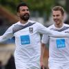 Alper Bagceci (links) erzielte zuletzt in Koblenz den 2:1-Siegtreffer für die Spatzen. Nachdem der Klassenerhalt jetzt ganz sicher ist, gehen die Ulmer morgen mit breiter Brust in die Heimpartie gegen die Offenbacher Kickers. 	