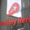 Logo und Schriftzug des Essenslieferdienstes Delivery Hero.