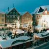 So sah der Mindelheimer Weihnachtsmarkt im Jahr 1998 aus. Damals war er auf dem Marienplatz zu Hause. 