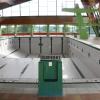 Derzeit ist das Hallenbad-Becken in Krumbach leer. Ab November können zumindest Schüler und Vereine dort wieder schwimmen.  	