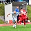Beim Hinspiel in Ziemetshausen verspielte der TSV noch einen Zweitorevorsprung. Am Ball Christian Frickinger (helles Trikot).