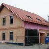 Die Bürger von Obergessertshausen haben ihr Bürger- und Vereinshaus in Eigenleistung gebaut. Bereits nach knapp fünfmonatiger Bauzeit kann die Freiwillige Feuerwehr nun ihr neues Domizil beziehen. 	