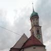 In Augsburg ist eine allein erziehende Mutter mit vier Kindern aus dem Kirchenasyl geholt worden. Das hat ein Nachspiel im Landtag.