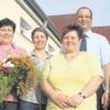 Das alte und neue Präsidium der Stadtkapelle Wertingen: (von links) Heidi Gerstmair (Schatzmeisterin), Gabi Gerblinger (Beisitzerin), Marion Bussmann (ausgeschiedene Präsidentin), Edeltraud Sailer (Vizepräsidentin), Christian Hof (Präsident), Manfred-Andreas Lipp (beratendes Mitglied des Präsidiums). 