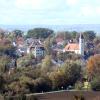 Der Markt Offingen mit der Pfarrkirche St. Georg und dem Pfarrhaus: Beim Heimat-Check im Landkreis Günzburg hat er sehr gut abgeschnitten. Dennoch
gab es auch Kritik.