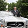 Seinen 90. Geburtstag feiert am heutigen Donnerstag Unternehmer Erwin Müller aus Buttenwiesen. Die Freude am Autofahren hat der Jubilar auch im fortgeschrittenen Alter längst noch nicht verloren. 	
