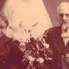 Agnes Kratzer und ihr Mann Josef feierten am 1. Mai 1922 goldene Hochzeit. 	

