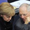 Für das kommende Jahr ist eine Neuverschuldung von 26,1 Milliarden Euro geplant: Bundeskanzlerin Angela Merkel und Bundesfinanzminister Wolfgang Schäuble. 