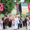 Jedes Jahr am letzten Juli-Wochenende feiern die Amerdinger das Annafest, unter anderem mit einer Prozession.  	