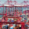 Zwei der wichtigsten Handelspartner Deutschlands sind von Corona besonders betroffen: China (im Foto der Hafen von Qingdao) und Italien. 