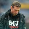 Für Markus Weinzierl und den FC Augsburg wird die Lage nach dem 2:4 in Frankfurt immer schwieriger.