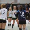 Großer Jubel bei den DJK-Volleyballerinnen um Nadine Kulig nach zwei Siegen zum Saisonauftakt.