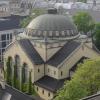 So sieht die Synagoge Augsburg aus der Vogelperspektive aus.
