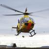 Ein Hubschrauber brachte einen am Samstag bei Entraching schwer verletzten Motorradfahrer ins Klinikum Murnau.