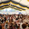 Rund 700 Gäste feierten im Festzelt das 40-jährige Firmenjubiläum in Oberndorf.