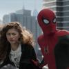 Spider-Man (Tom Holland) lässt MJ (Zendaya) nicht aus den Augen.