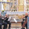 Herbert Hübner (Violine), Leonid Rubinov (Violine,) Altabt Emmeram Kränkl (Bratsche) und Tobias Lutz (Cello) erfreuten die Konzertbesucher. 