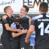 Momente der Zufriedenheit. Hier freuen sich David Peter, Fabian Miller und Dominik Haringer (von links) vom SV Holzheim über einen Treffer im Spiel gegen den SV Hainsfarth.