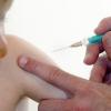 Masern: Jährlich erkranken hunderte von Kindern - trotz guter Impfmöglichkeiten. 