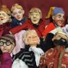 Während des Fischacher Weihnachtsmarkts gastieren auch die örtlichen Puppenspiele mit dem Stück "Die Geisterburg". Gespielt wird mit Figuren, die überwiegend in den Jahren 1946 bis 1950 angefertigt wurden.Foto: Siegfried P. Rupprecht