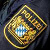 Die Polizei sucht Zeugen, da eine Tür in Nördlingen beschädigt worden ist. 