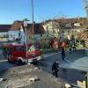 Einsatz für die Feuerwehr am Sonntagabend in Kellmünz: Ein Mann hatte beim Kochen versehentlich seine Wohnung in Brand gesteckt. 	 	
