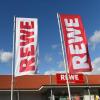 Rewe eröffnet seinen ersten veganen Supermarkt in Berlin.