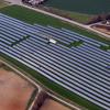 Für das Gemeindegebiet von Zusamaltheim gibt es nun einen Kriterienkatalog für die Errichtung von Freiflächen-PV-Anlagen. Unser Foto zeigt einen Solarpark in Heretsried.