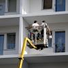 Ein neuer Balkon für die Mieter? Anfallende Kosten können Vermieter umlegen.