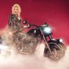 Dolly Parton veröffentlicht ihr neues Doppelalbum "Rockstar" mit 30 berühmten Songs der Rockgeschichte. 