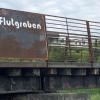 Eine kurze Verbindung gibt es jetzt in Aichach für Fußgänger und Radfahrer zwischen dem Stadtgarten auf der Beck-Insel beim Freibad und dem Bahnhof