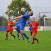 Das Duell der Aufsteiger fiel am Ende doch deutlich zugunsten des SSV Glött (mit Peter Matkey, in Blau) aus. Der SV Wörnitzstein-Berg (mit Maximilian Bschor) verlor mit 0:3. 	