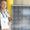 Alois Leibrecht hat es schriftlich: Seine A. Leibrecht Vertriebs GmbH in Greifenberg ist von der Schott Solar AG, einem der größten Hersteller von Solarpaneelen, zum Premium Partner ausgewählt worden. Die Auszeichnung wurde kürzlich in Mainz übergeben. 